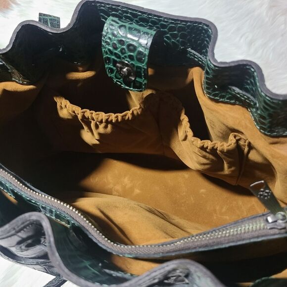 NWT|Patricia Nash|10th Anniversary Whitney Croc Embossed Green Leather Tote - Picture 5 of 11
